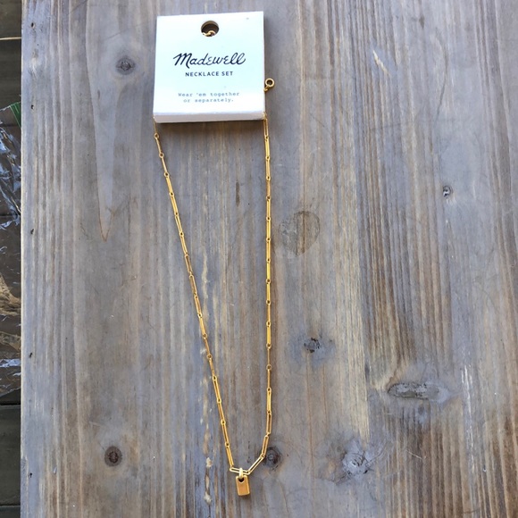 Madewell Gold Tone Link Necklace with Small rectangular pendant! BNWT